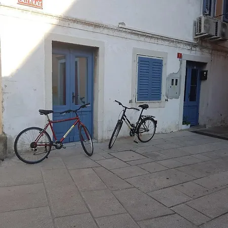 Bea With Free Bike And Bike Storage *