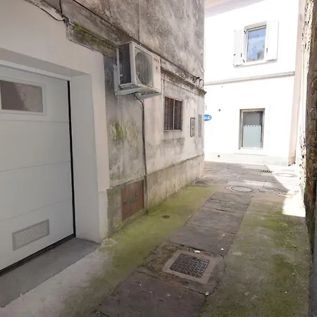 Bea With Free Bike And Bike Storage Koper